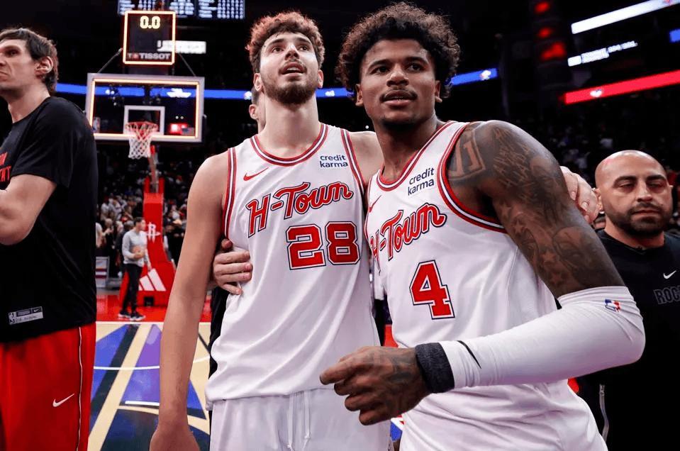 媒体建议火箭进行6换1大交易,梭哈字母组三巨头!西部要没悬念了